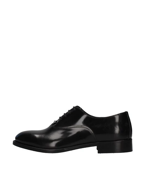 STRINGATE OXFORD IN PELLE UOMO NERO