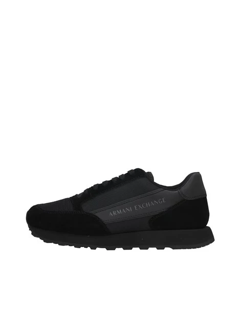 SNEAKERS CON LOGO LATERALE UOMO NERO