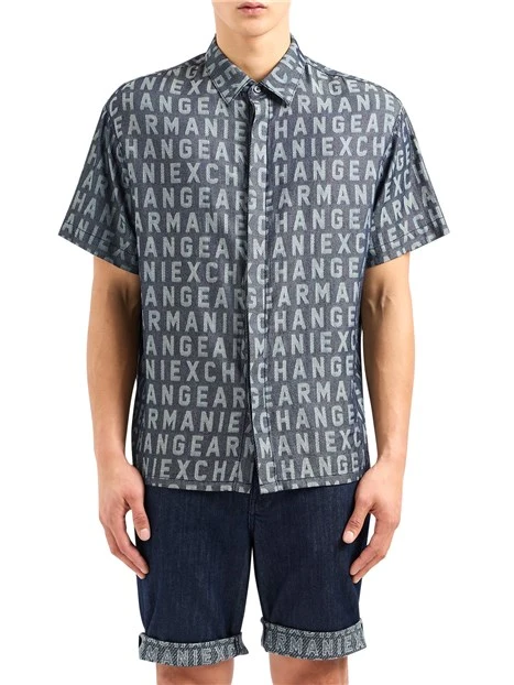 CAMICIA A MANICHE CORTE CON FANTASIA LOGO UOMO