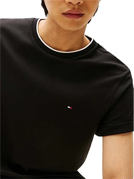T-SHIRT MANICA CORTA CON BORDATURE A CONTRASTO UOMO NERO