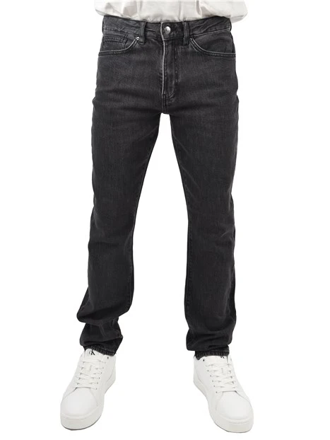 JEANS REGULAR CON DETTAGLIO LOGO POSTERIORE UOMO NERO JEANS REGULAR CON DETTAGLIO LOGO POSTERIORE UOMO NERO