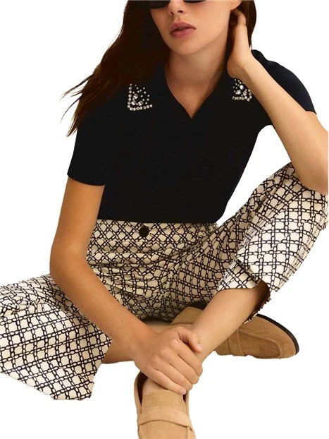 POLO IN PIQUET CON APERTURA A V DONNA BLU