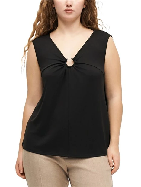 TOP SMANICATO CON ANELLO METALLICO DECORATIVO DONNA NERO