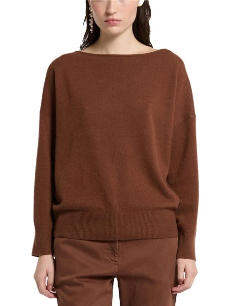 MAGLIA CON SCOLLO A BARCA IN PURO CASHMERE DONNA MARRONE