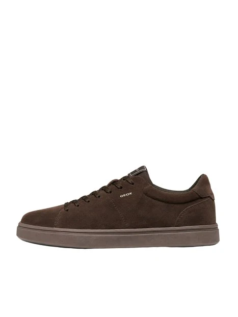 SNEAKERS BASSE SCAMOSCIATE CON DESIGN MONOCROMATICO UOMO MARRONE