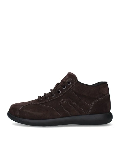SNEAKERS BASSE IN CAMOSCIO CON CUCITURE A VISTA UOMO MARRONE