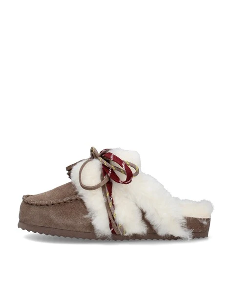SABOT IN PELLE SCAMOSCIATA CON DETTAGLI BOHO DONNA TORTORA