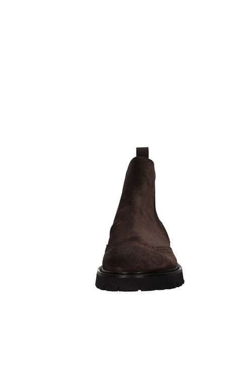 Rossano Bisconti Chelsea BROWN