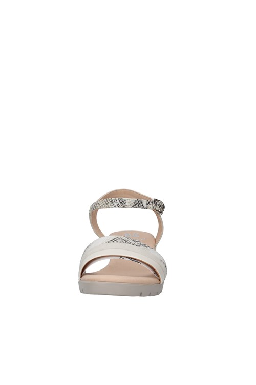 Callaghan With wedge WHITE