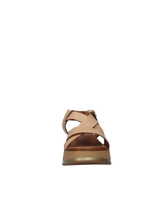 Inuovo With wedge BEIGE