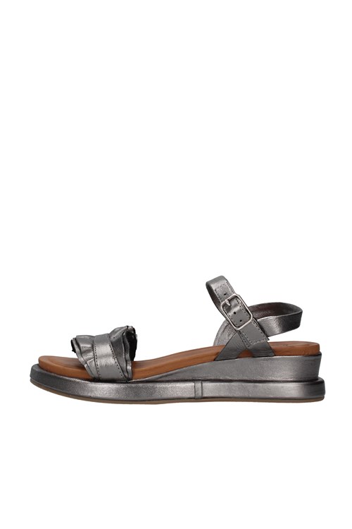 Inuovo With wedge WHITE