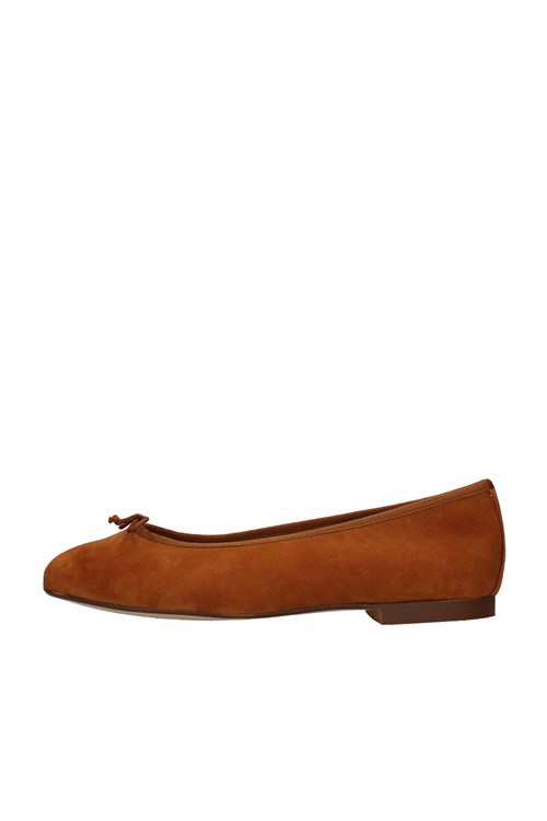 Ska Dancers BEIGE