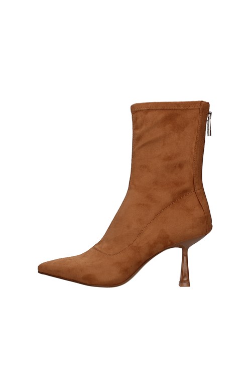 Steve Madden boots BROWN
