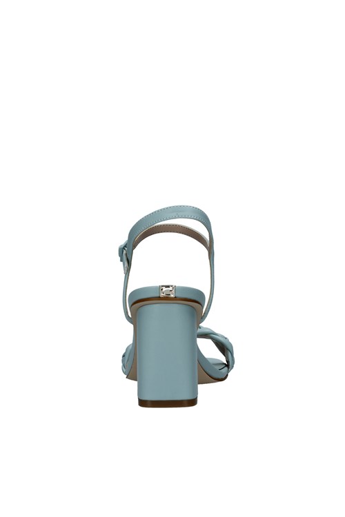 Guess With heel 