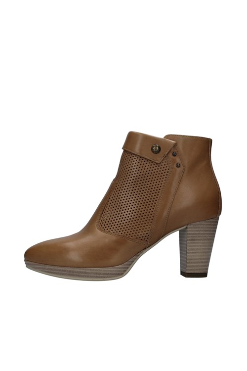 Nero Giardini boots BROWN