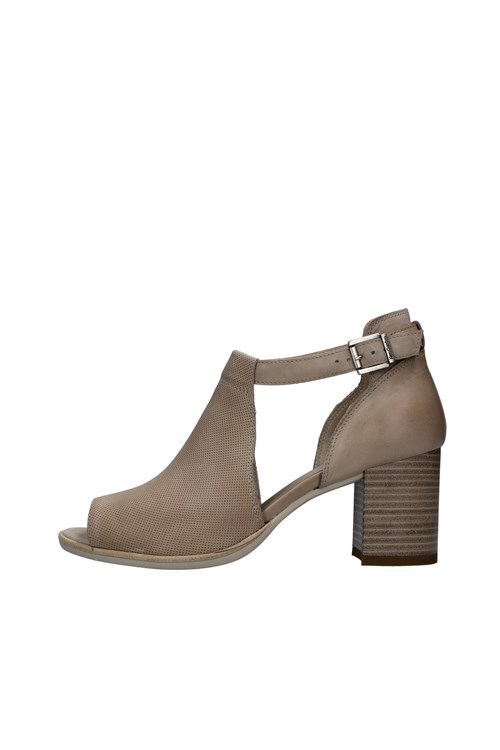 Nero Giardini With heel BEIGE