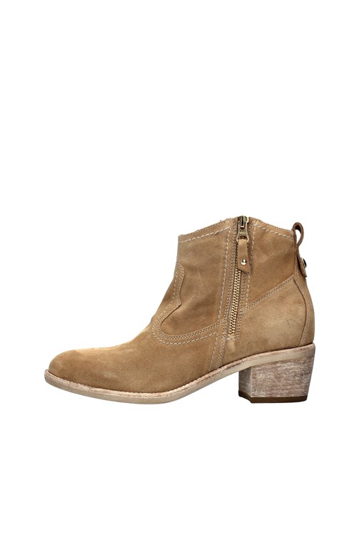 Nero Giardini boots BEIGE