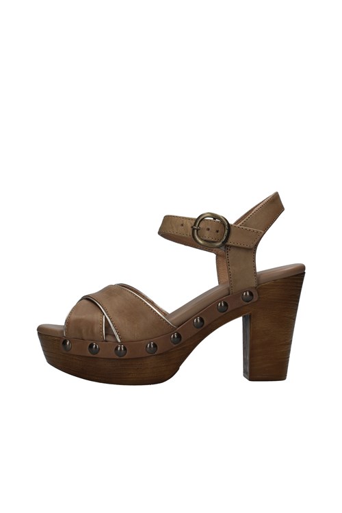 Nero Giardini With heel BROWN