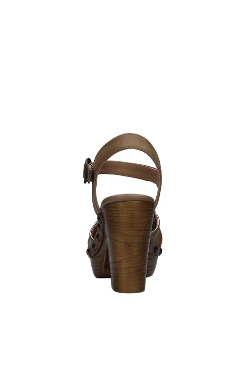 Nero Giardini With heel BROWN