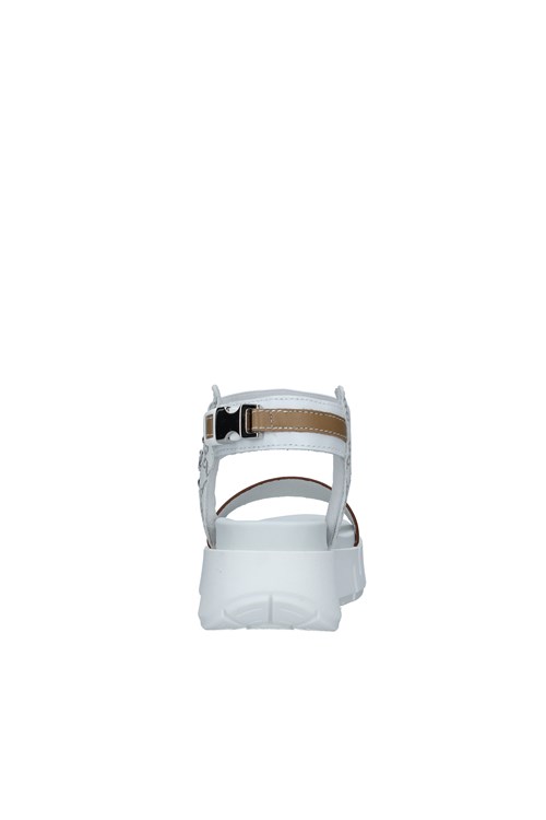 Nero Giardini With wedge GOLD
