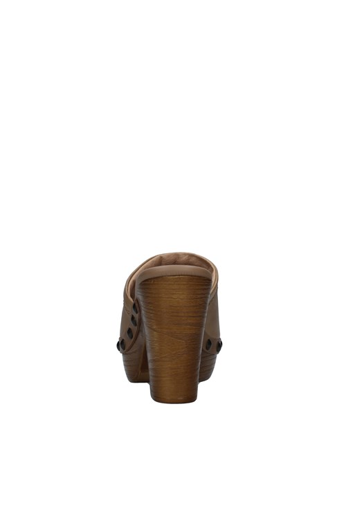 Nero Giardini With heel BROWN