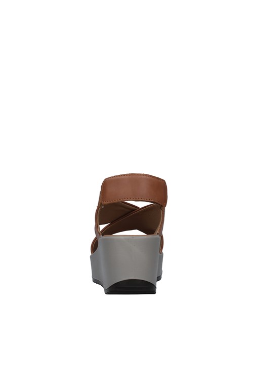 Igi&co With heel BROWN