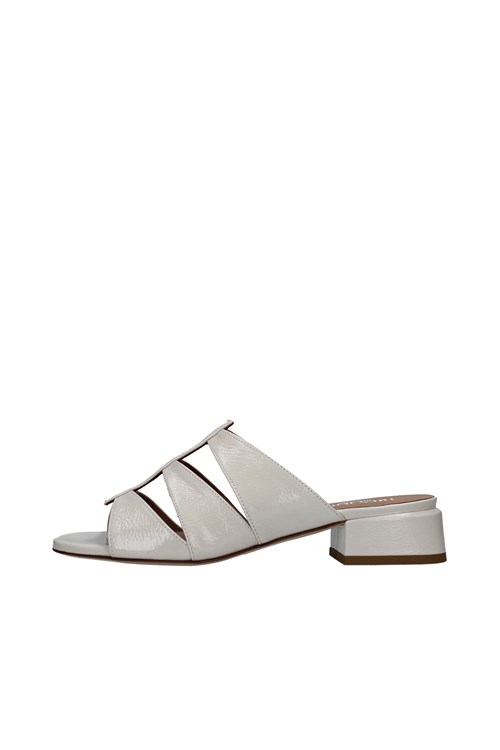 Tres Jolie With heel WHITE