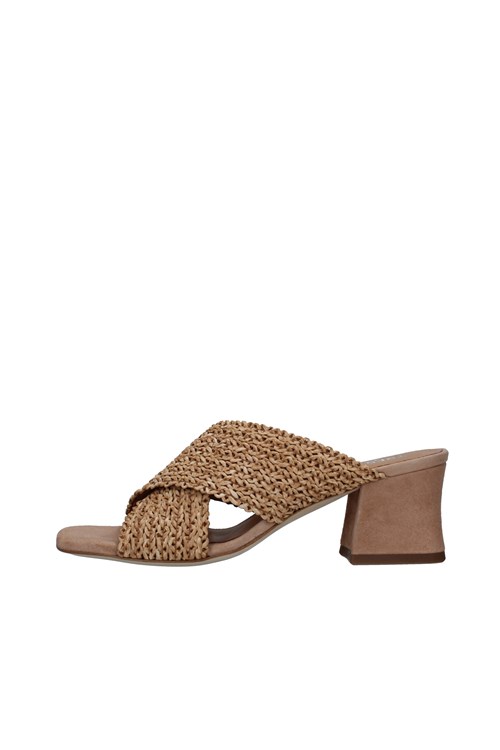 Tres Jolie With heel BEIGE