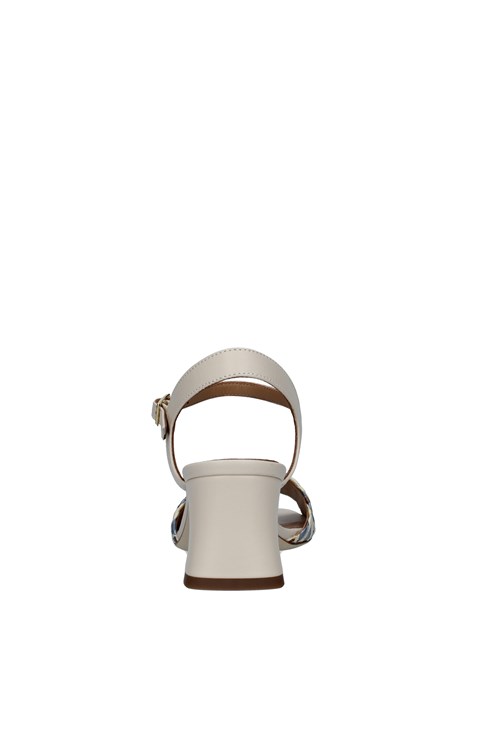 Tres Jolie With heel WHITE