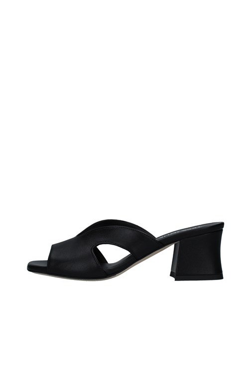 Tres Jolie With heel BLACK