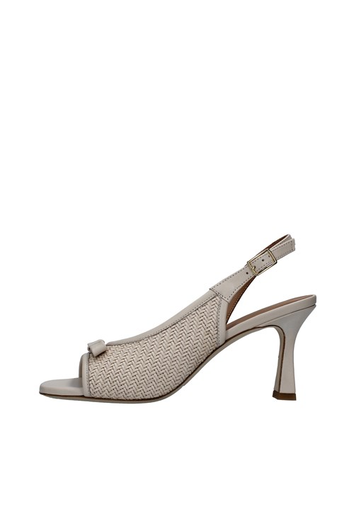 Tres Jolie With heel WHITE