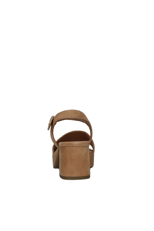 Tres Jolie With heel BROWN