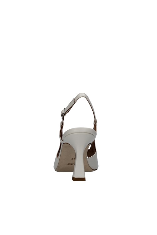 Tres Jolie With heel WHITE