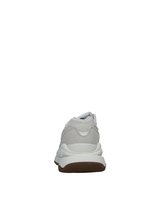 New Balance low WHITE