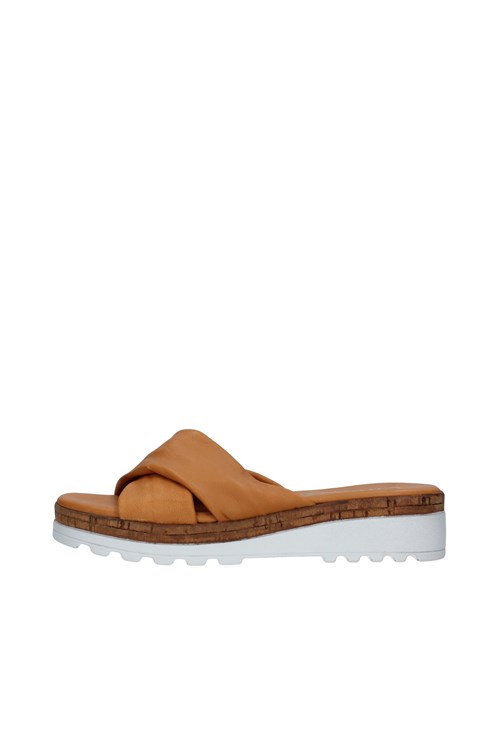 Cinzia Soft With wedge BROWN