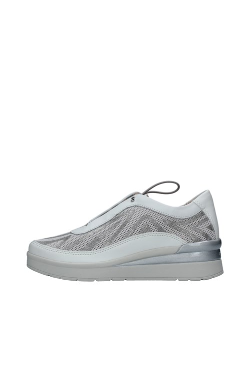 Stonefly With wedge WHITE