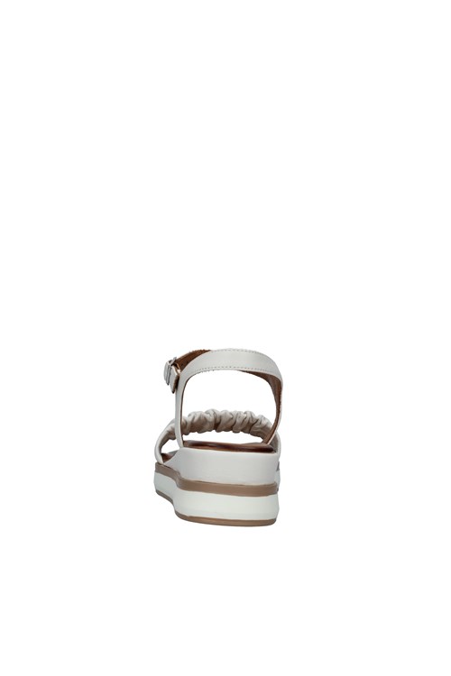 Inuovo With wedge BEIGE
