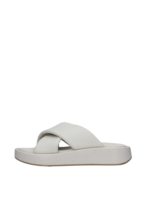 Inuovo With wedge BEIGE