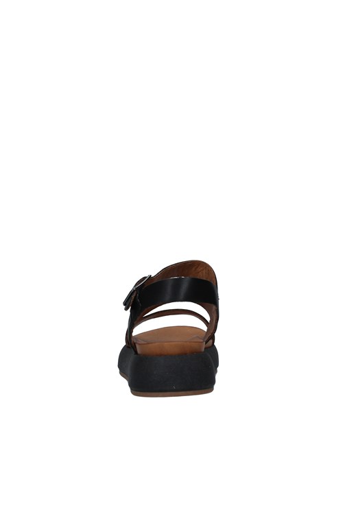 Inuovo With wedge BLACK
