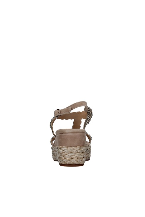 Alma En Pena With wedge BEIGE