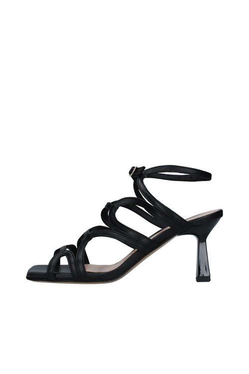 Brando With heel BLACK