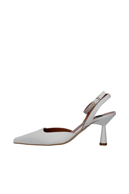 Angel Alarcon Chanel BEIGE