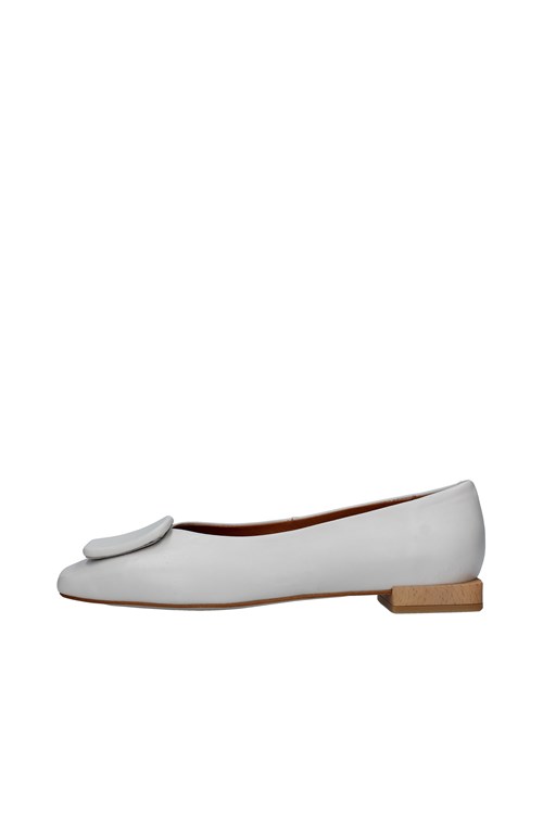Angel Alarcon Dancers BEIGE