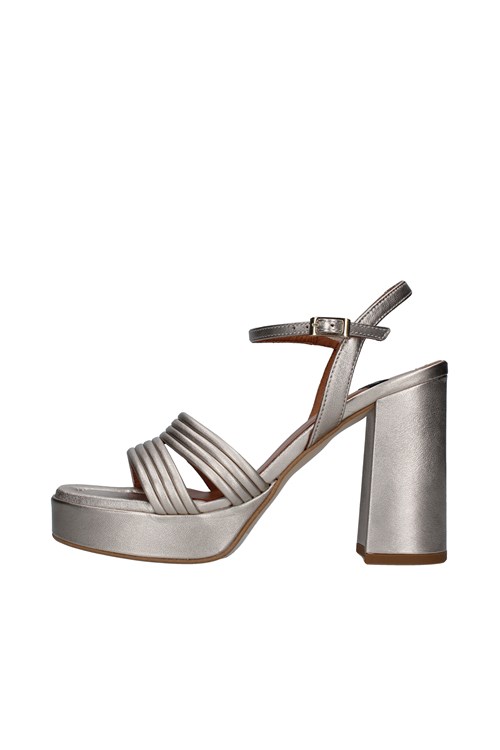 Angel Alarcon With heel GOLD