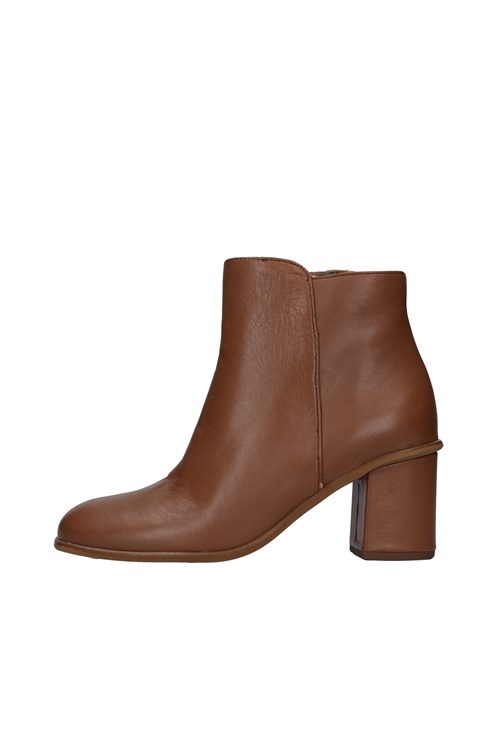 Paola Ferri boots BROWN