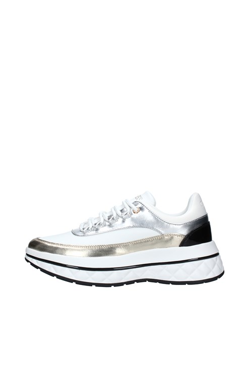Guess low WHITE