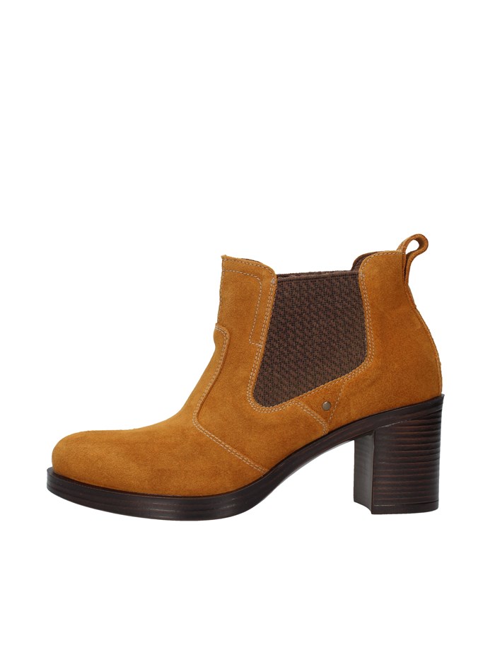 Nero Giardini Shoes Woman boots YELLOW A908820D