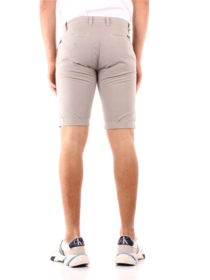Powell Clothing Man To the knee WHITE CB508