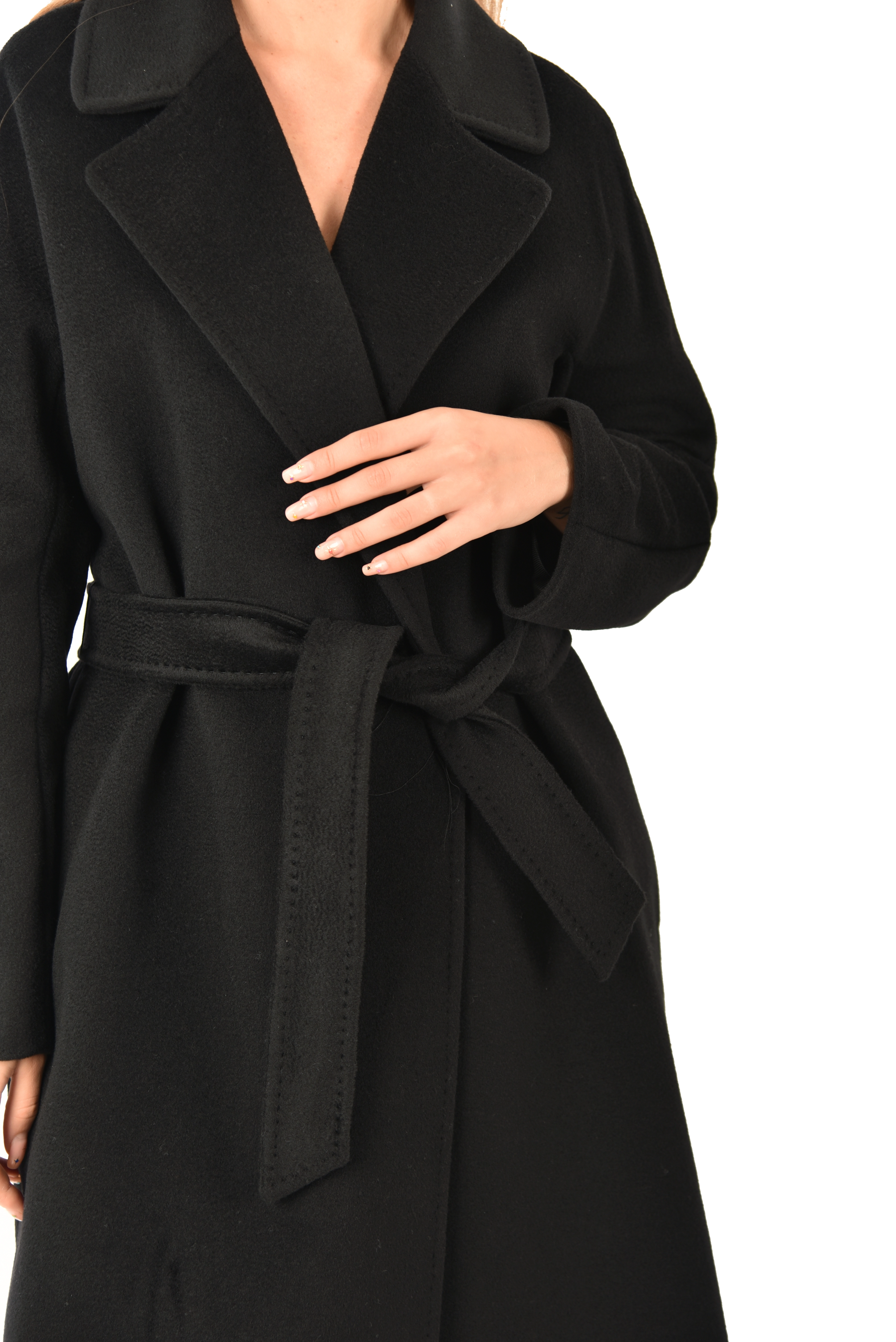 CAPPOTTO LUNGO IN LANA VERGINE CON SPACCO POSTERIORE DONNA NERO
