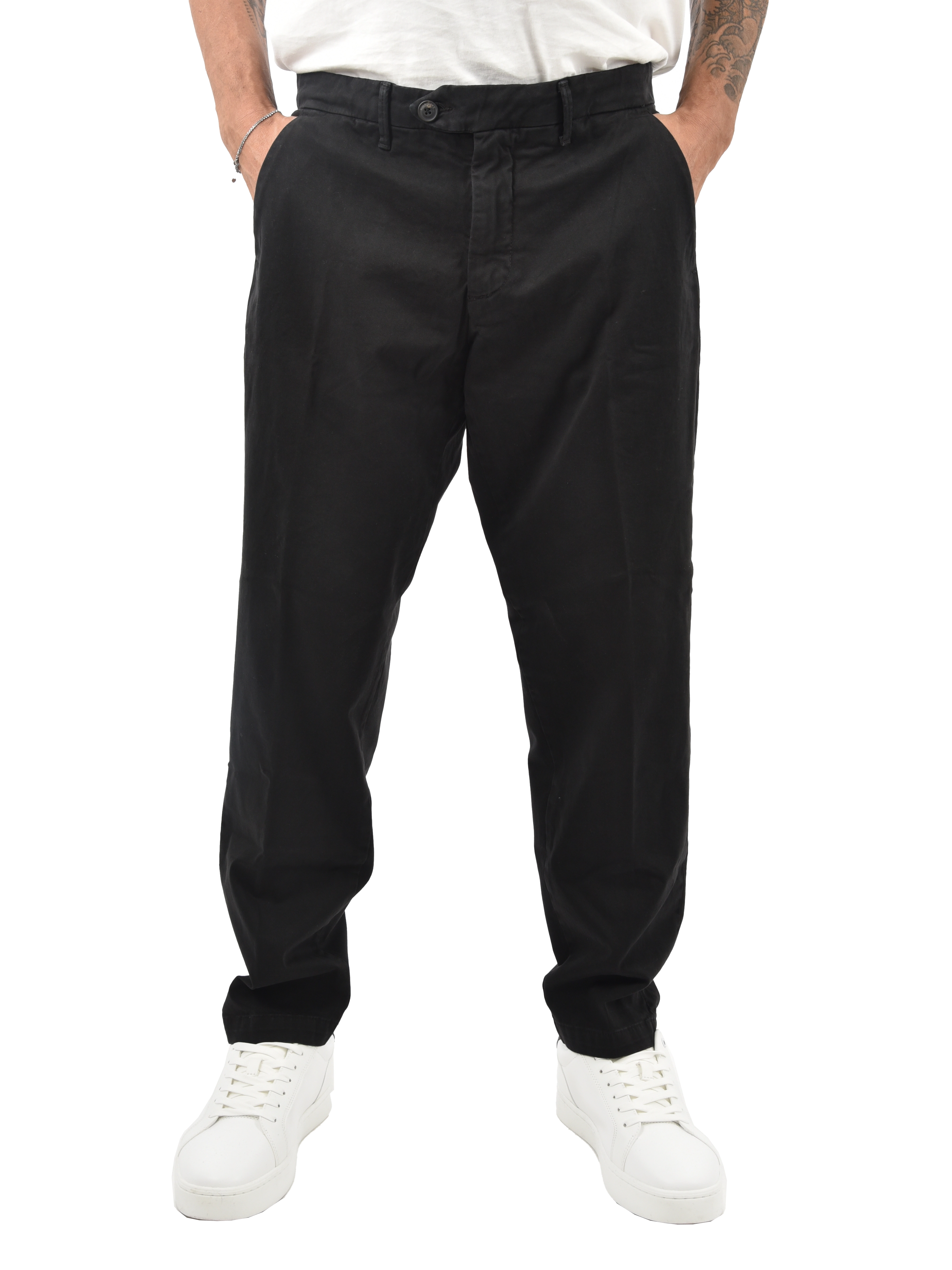 PANTALONI CHINO IN GARBADINE UOMO NERO